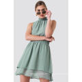 Plissado vestido de verão mini mangas de gola alta em camadas verde manufatura por atacado de moda feminina vestuário (t0289d)